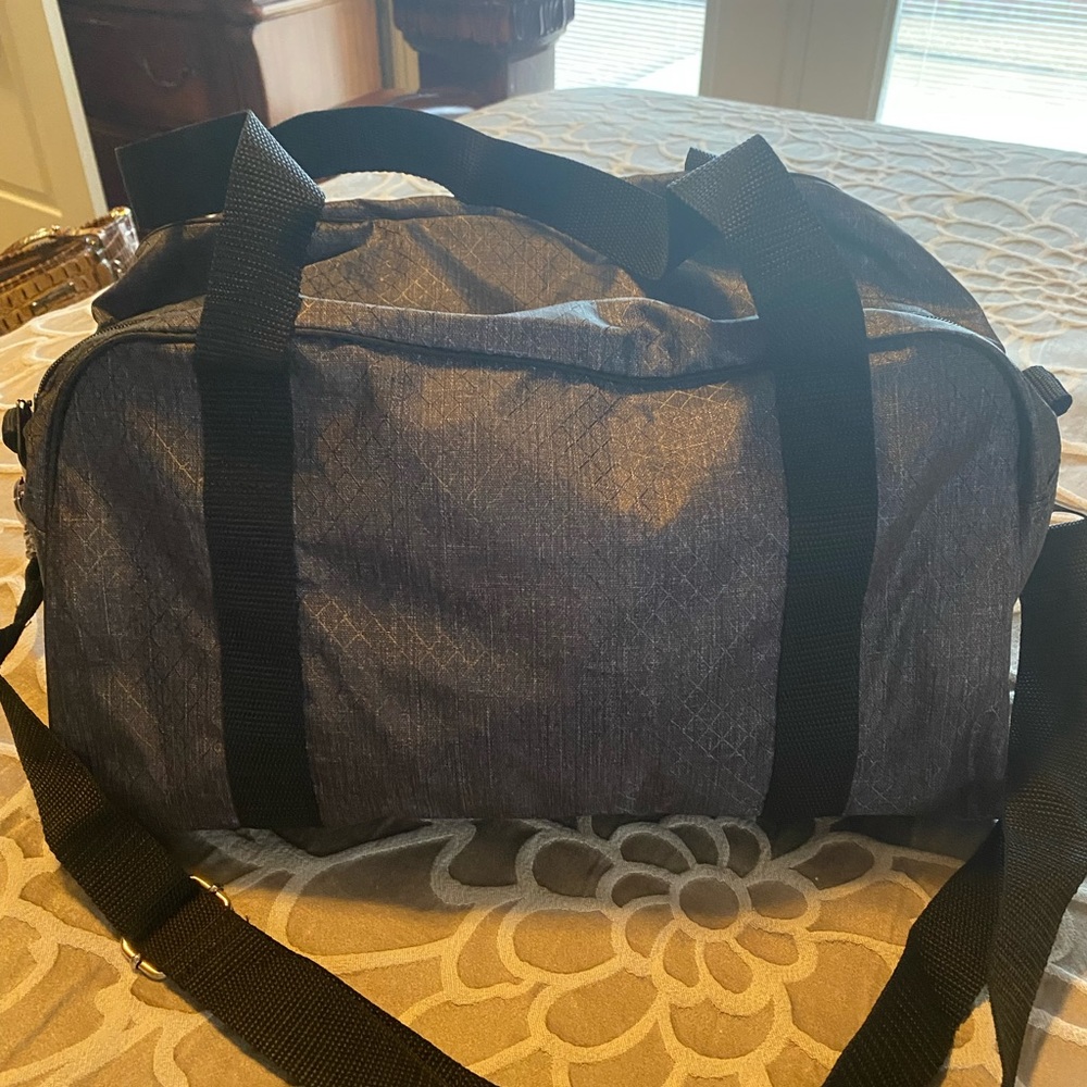Brand New Thirty-One Mini Duffle Charcoal Crosshatch